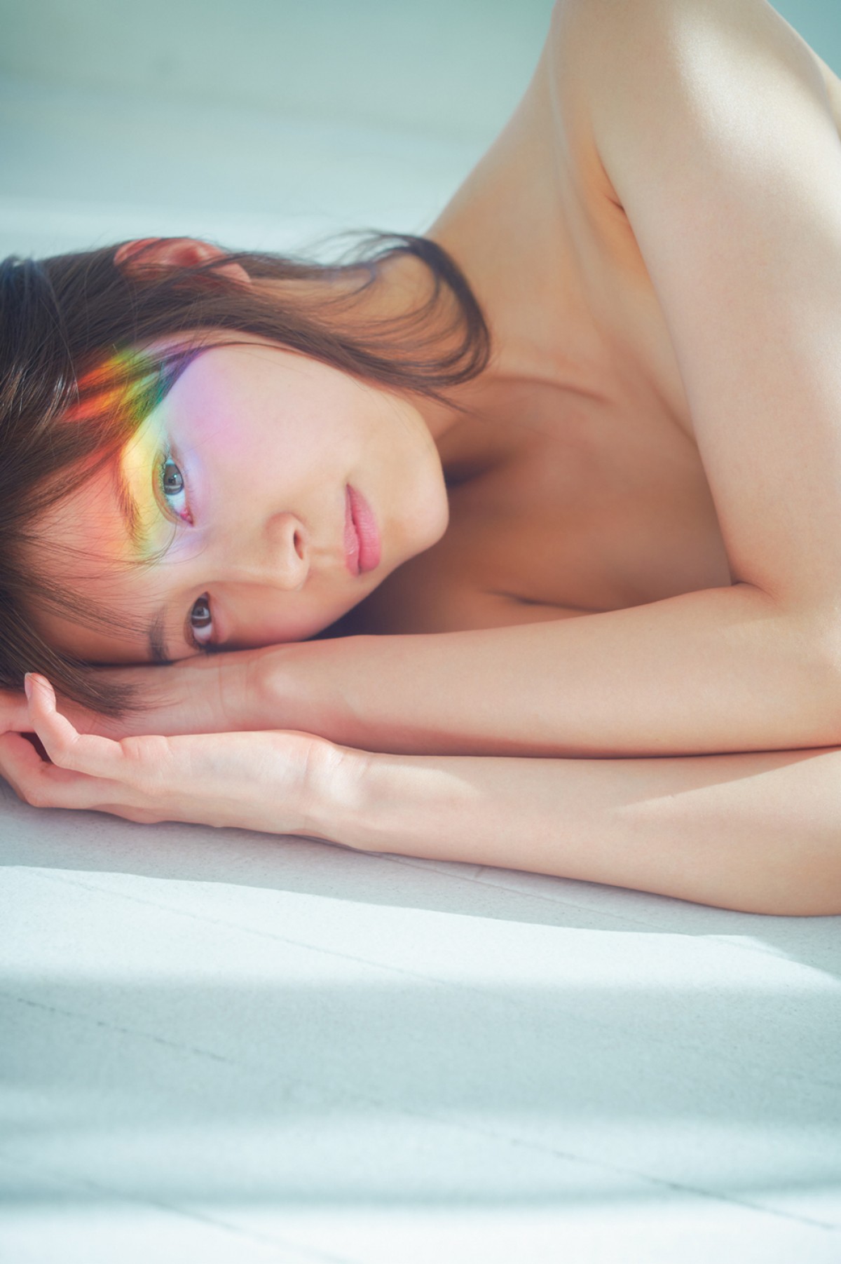 指原莉乃プロデュース＝LOVE・大谷映美里の初表紙＆メンバー11人全員グラビア