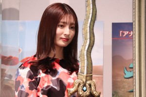 映画『ラーヤと龍の王国』大ヒット記念舞台あいさつに登場した吉川愛