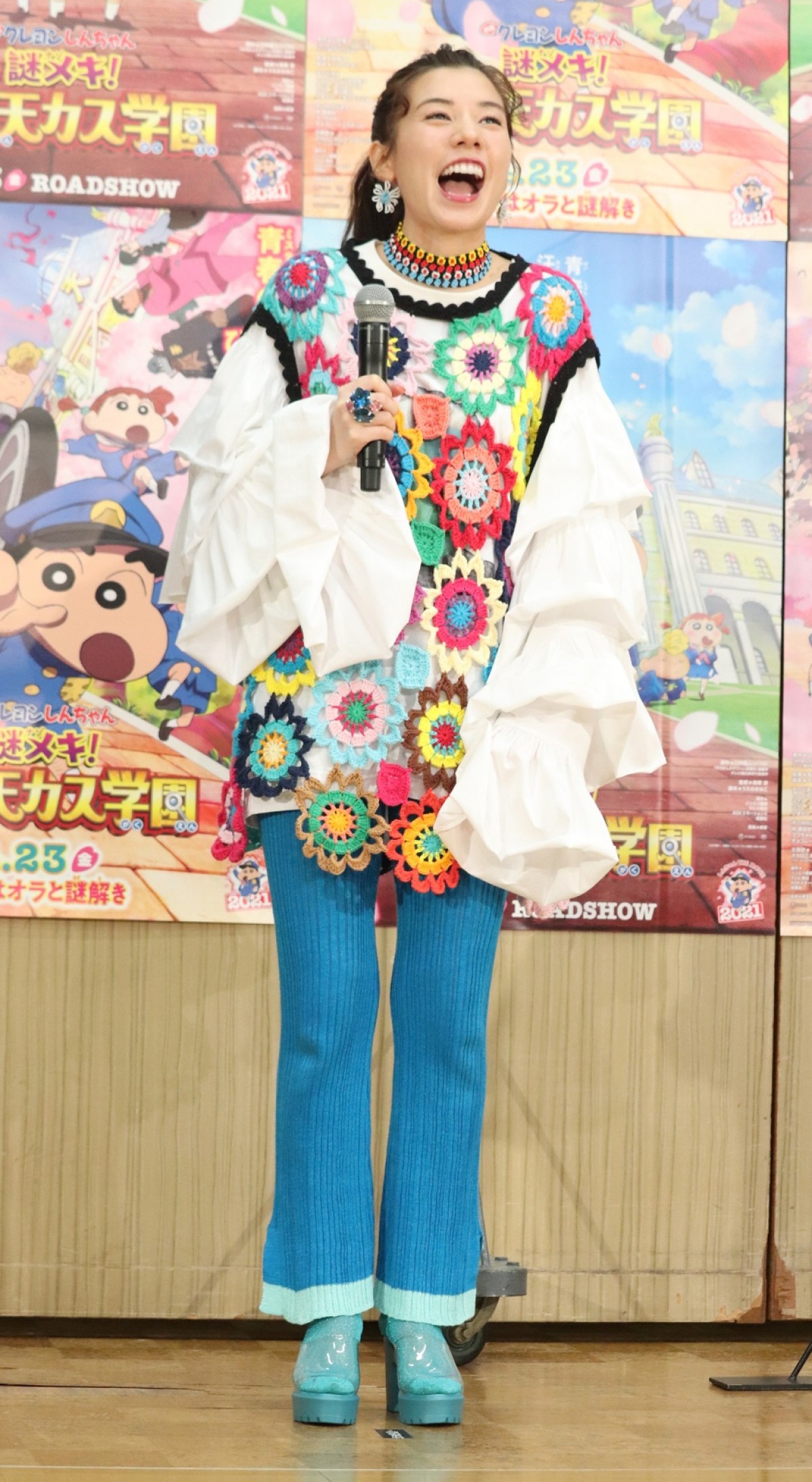 仲里依紗、大好きなしんちゃんとの共演に喜び爆発　“お尻ブリブリ”も披露!?