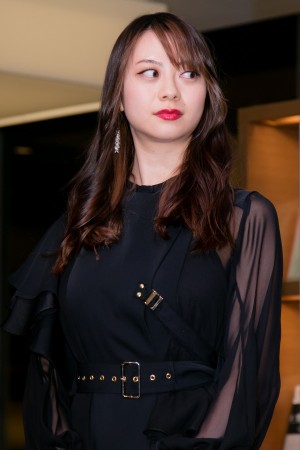 ドラマ『RISKY』完成披露トークイベントに登場した山下リオ