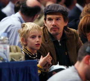 幼少期のレヴォン・ホーク