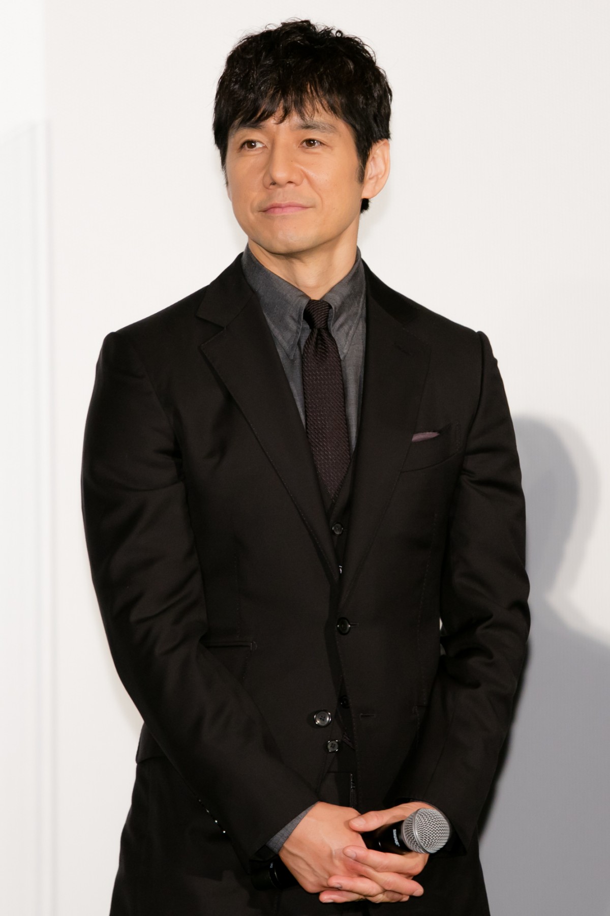 岡田健史、綾瀬はるかに“美しいお顔”と言われ「ドキドキします」