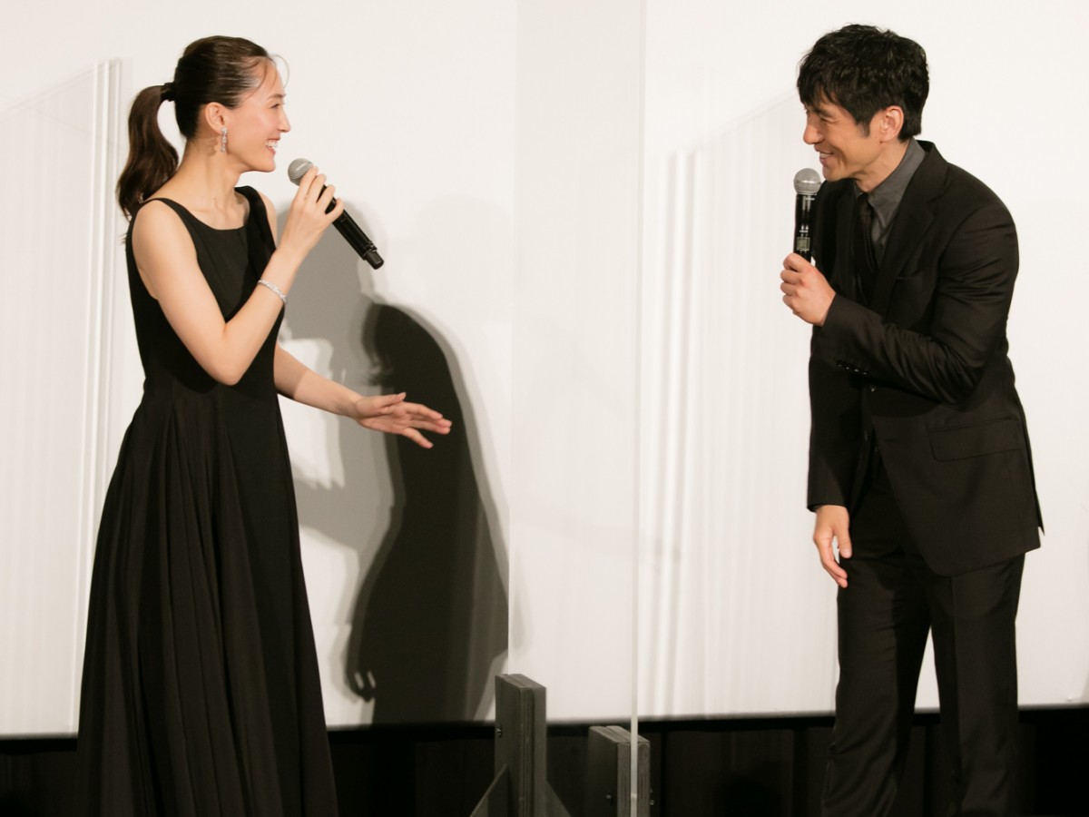 岡田健史、綾瀬はるかに“美しいお顔”と言われ「ドキドキします」