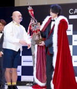 「CampusAward 2021 Supported by キレイライン矯正」グランプリ表彰式 1部「CAMPUS BOYS 2021」に登場した安田大サーカス・クロちゃん、山本健登さん