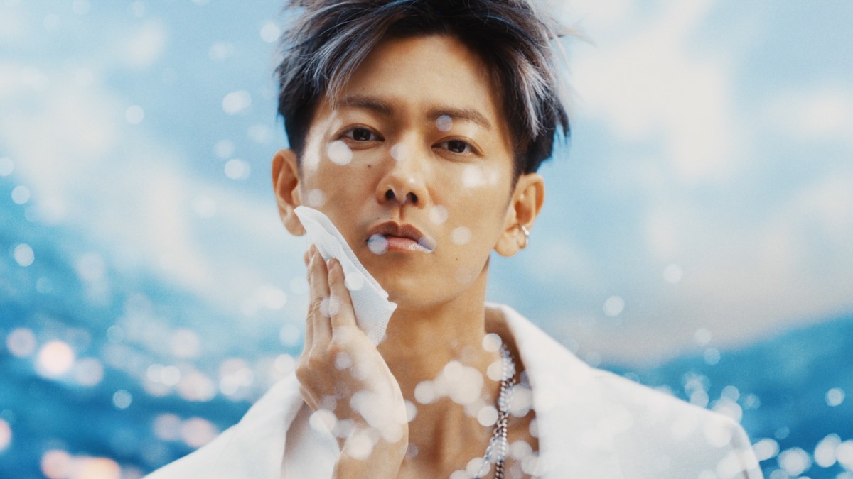 佐藤健、“究極の気持ちよさ”表現　新CMで大量の水を浴びながらアクション披露