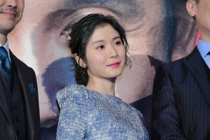 映画『騙し絵の牙』公開前夜祭に登場した松岡茉優