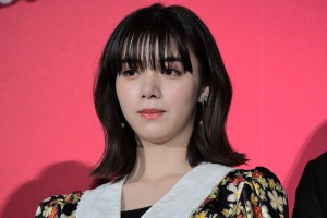 映画『騙し絵の牙』公開前夜祭に登場した池田エライザ