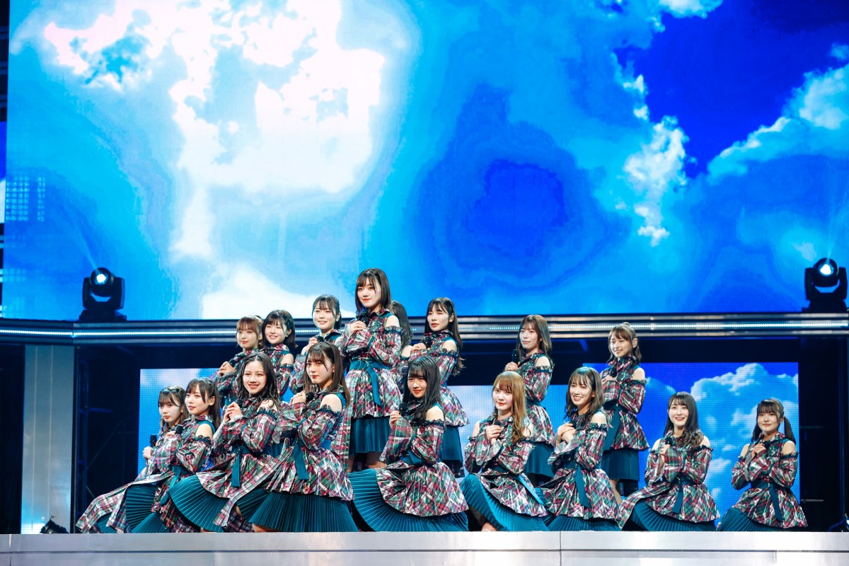 日向坂46、一部有観客ライブにメンバー涙「ずっとこの日を求めてた」「涙が止まらない」＜2回目のひな誕祭＞