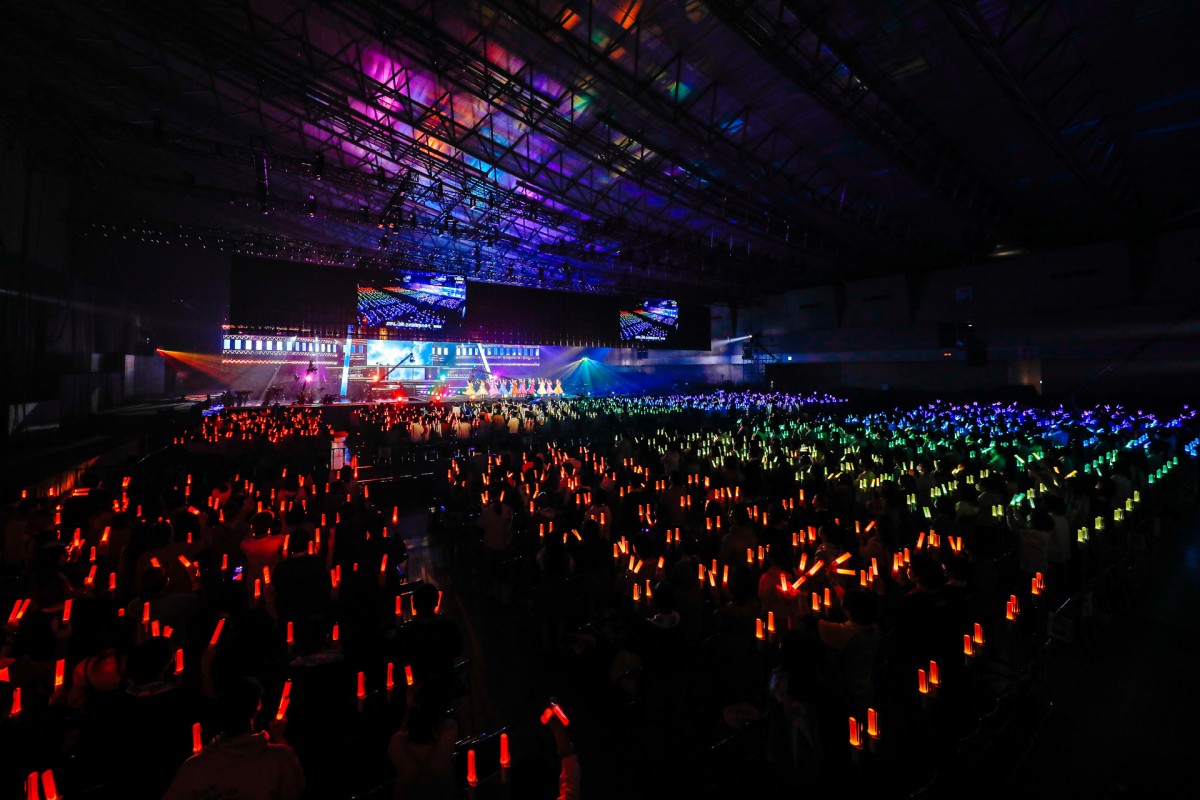 日向坂46、一部有観客ライブにメンバー涙「ずっとこの日を求めてた」「涙が止まらない」＜2回目のひな誕祭＞