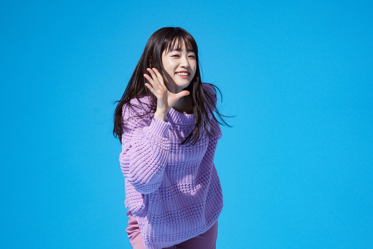 高橋ひかる、世界の衣装で6変化！　キュートなダンス映像公開