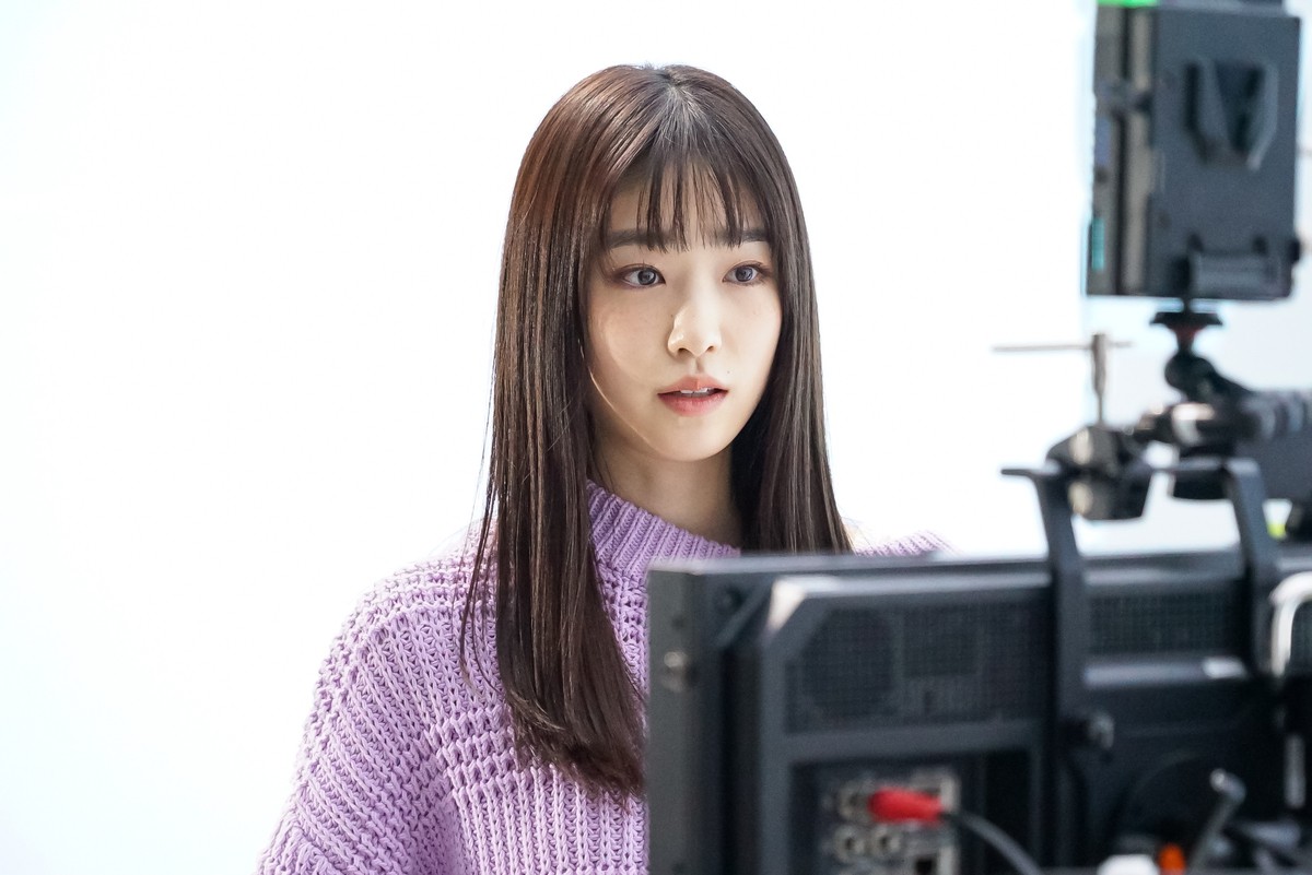 高橋ひかる、世界の衣装で6変化！　キュートなダンス映像公開