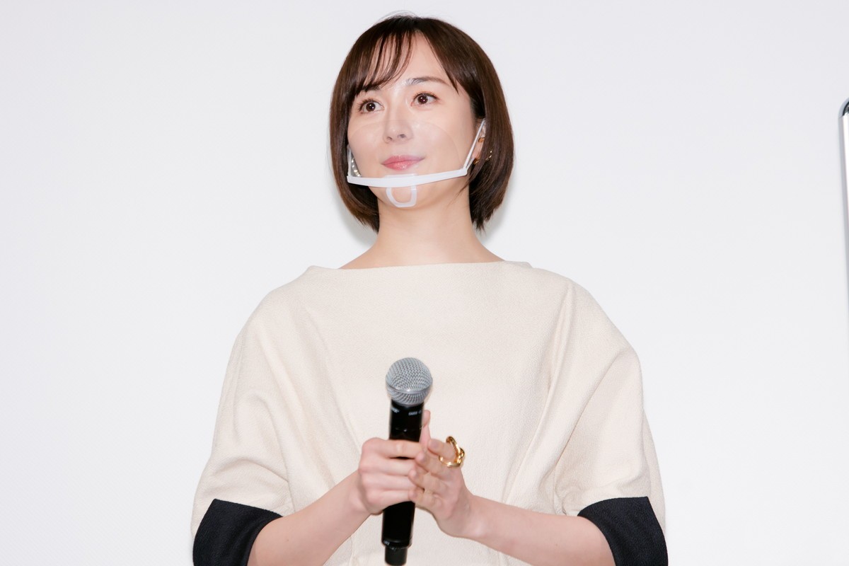 比嘉愛未、監督・佐々部清さんの言葉を「一生心に刻んでお芝居していきたい」