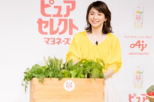 味の素「ピュアセレクトマヨネーズ」新ブランド戦略・新CM発表会に登場した石田ゆり子