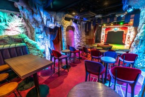 「MAHOU Dining Bar OSMAND ～イアラクトの門～」