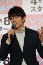 ドラマ『レンアイ漫画家』リモート記者発表会に登場した鈴木亮平