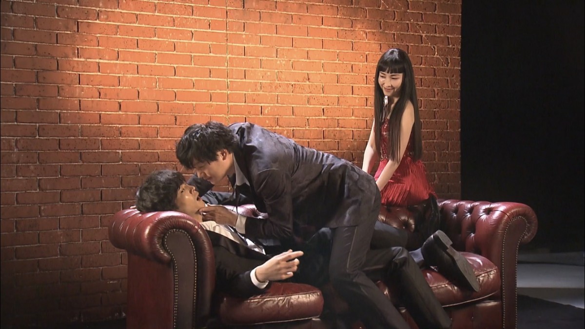 松坂桃李と井浦新がキス寸前！　麻生久美子はキス顔にもん絶　新ドラマPR動画メイキング映像＆カット公開