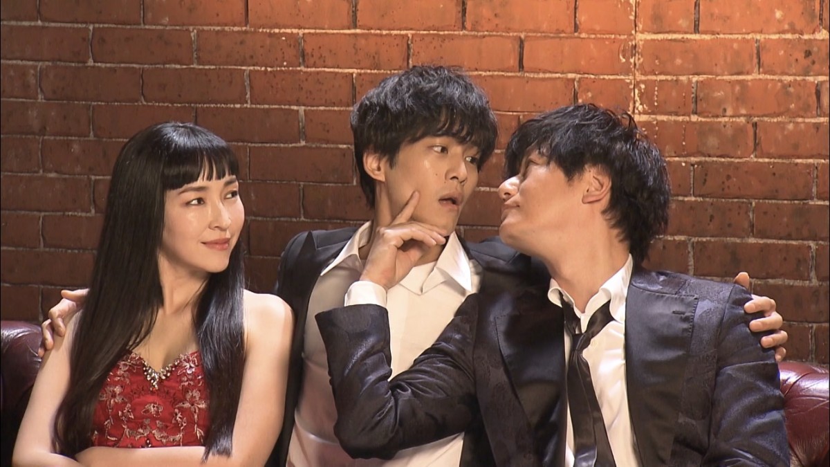 松坂桃李と井浦新がキス寸前！　麻生久美子はキス顔にもん絶　新ドラマPR動画メイキング映像＆カット公開