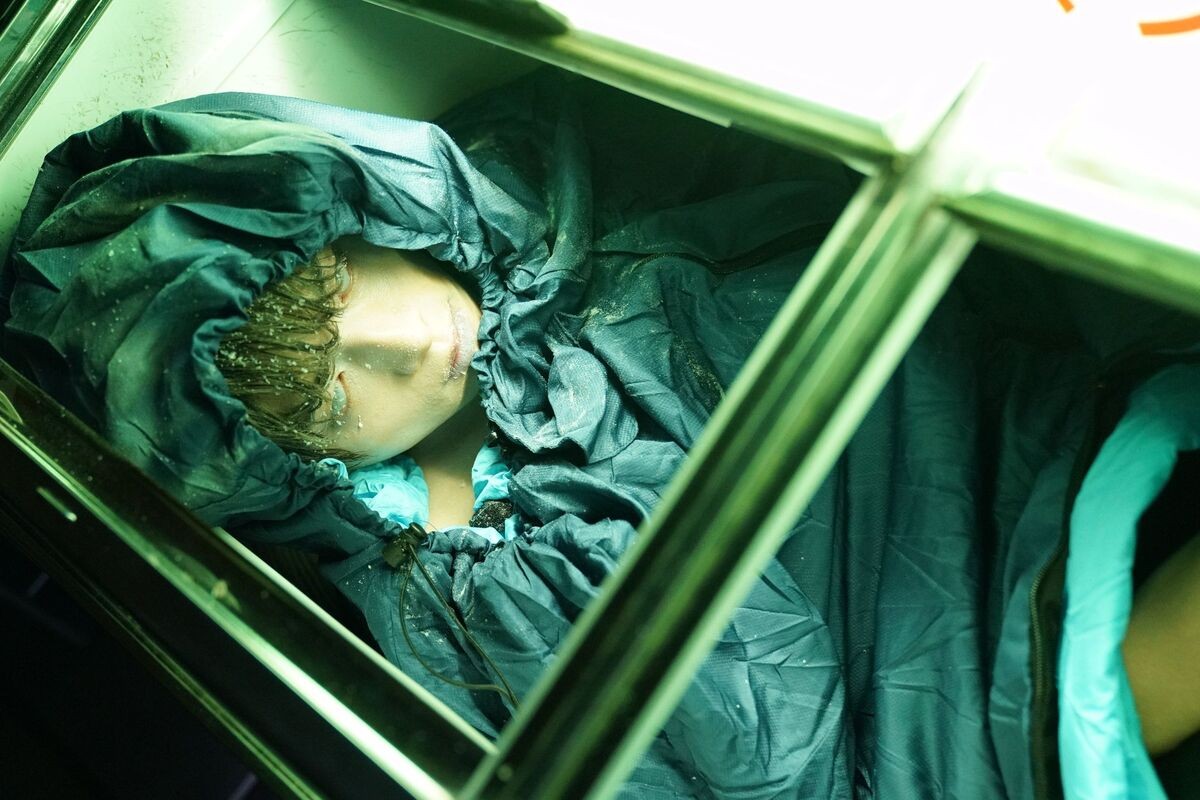 本仮屋ユイカ『私の夫は冷凍庫に眠っている』　“美しすぎる冷凍遺体”も　刺激的なカット公開