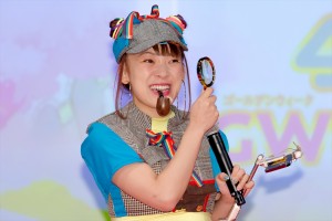 『映画クレヨンしんちゃん 謎メキ！花の天カス学園』完成披露試写会に登場したフワちゃん