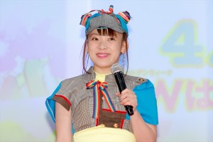 『映画クレヨンしんちゃん 謎メキ！花の天カス学園』完成披露試写会に登場したフワちゃん