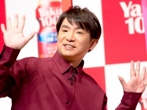 「Yakult（ヤクルト）1000」全国販売開始 記念イベントに登場したよゐこ・濱口優