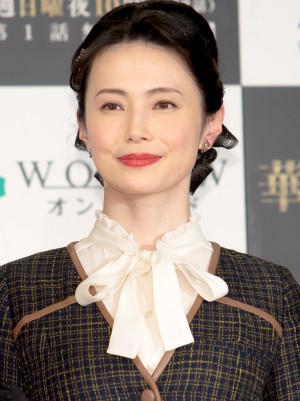 『連続ドラマW 華麗なる一族』記者発表会に登場した美村里江