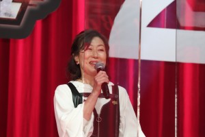 劇場版『名探偵コナン 緋色の弾丸』完成披露試写会に登場した山崎和佳奈