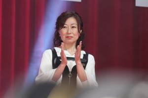 劇場版『名探偵コナン 緋色の弾丸』完成披露試写会に登場した山崎和佳奈