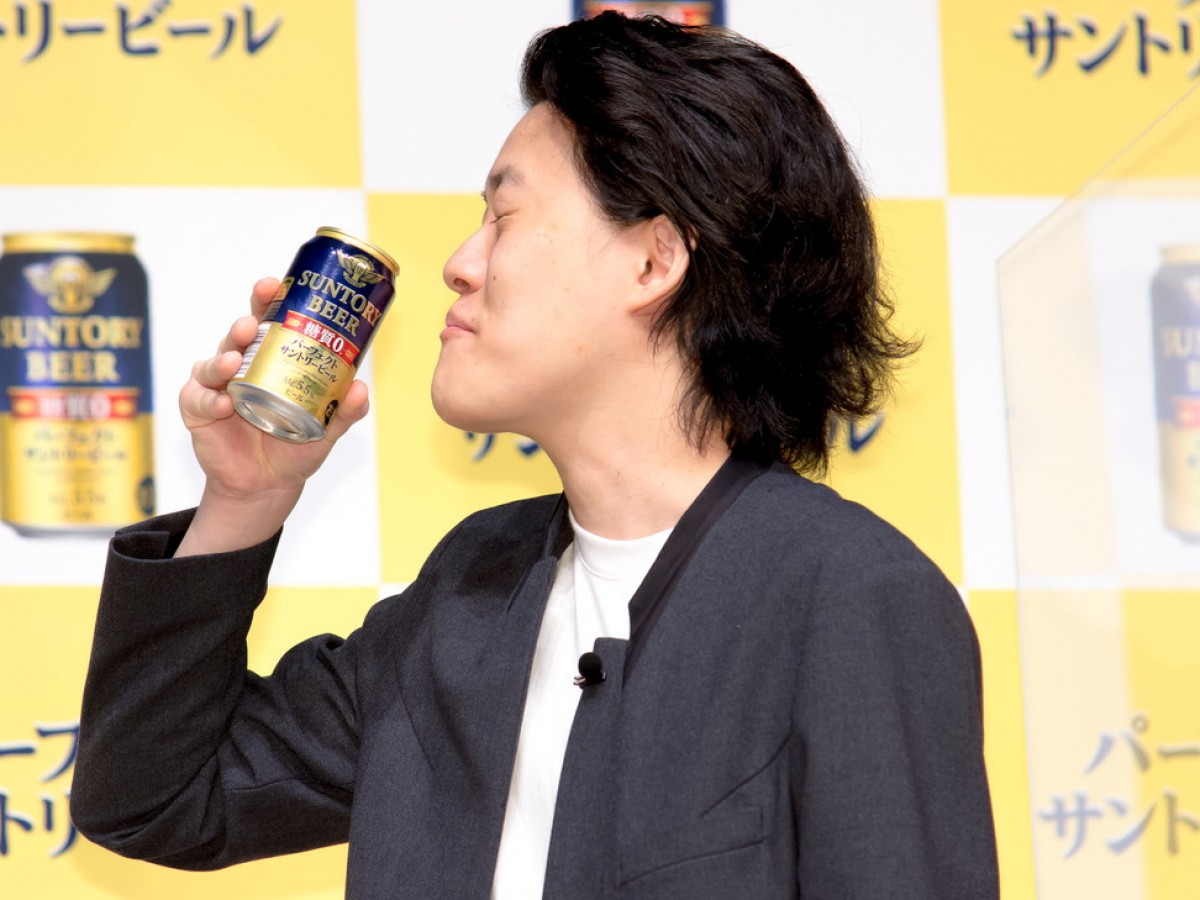 吉田鋼太郎、松嶋菜々子からの“出産祝い”直筆メッセージに「家宝にしようと」