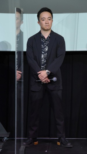 映画『バイプレイヤーズ～もしも100人の名脇役が映画を作ったら～』初日舞台あいさつに登場した濱田岳