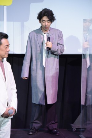 映画『バイプレイヤーズ～もしも100人の名脇役が映画を作ったら～』初日舞台あいさつに登場した柄本時生