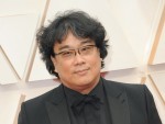 『パラサイト』ポン・ジュノ監督、アジア系ヘイト問題でフィルムメーカーに呼びかけ「問題に立ち向かうのを恐れるべきではない」
