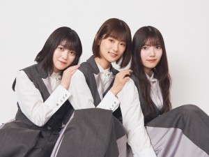 （左から）櫻坂46・幸阪茉里乃、井上梨名、上村莉菜