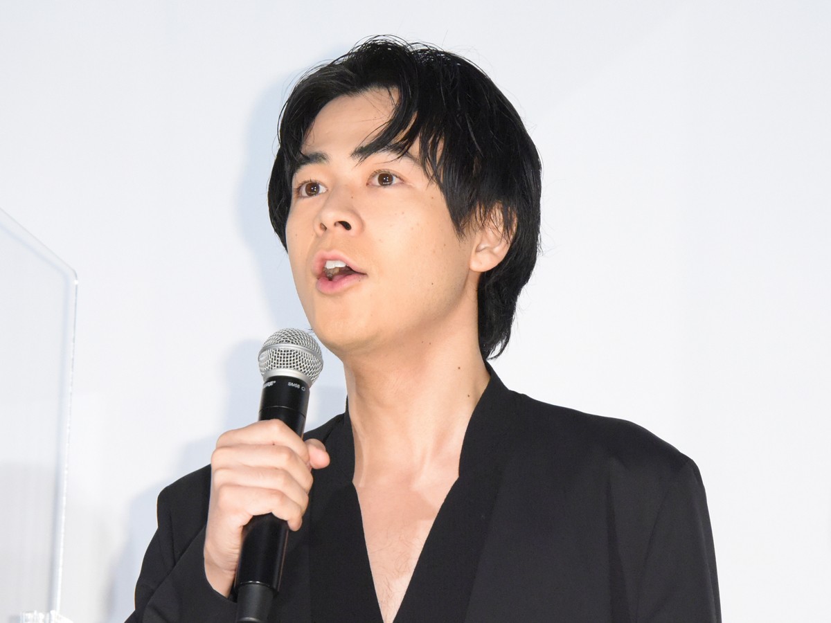 成田凌、前田敦子からビンタ20回「僕がよけちゃって。怖すぎて」