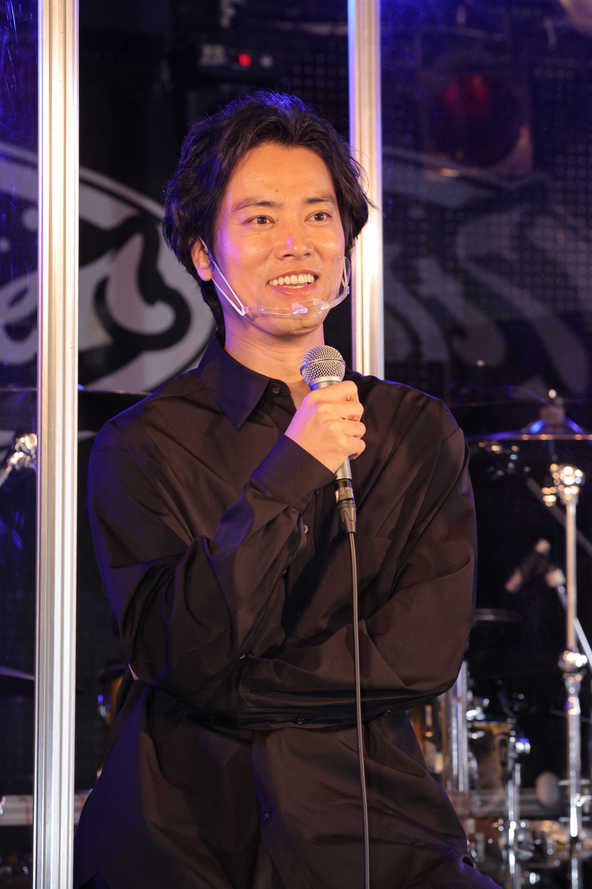 桐谷健太「エネルギッシュな作品」　70年代と現在が交錯する主演映画『ミラクルシティコザ』製作発表　