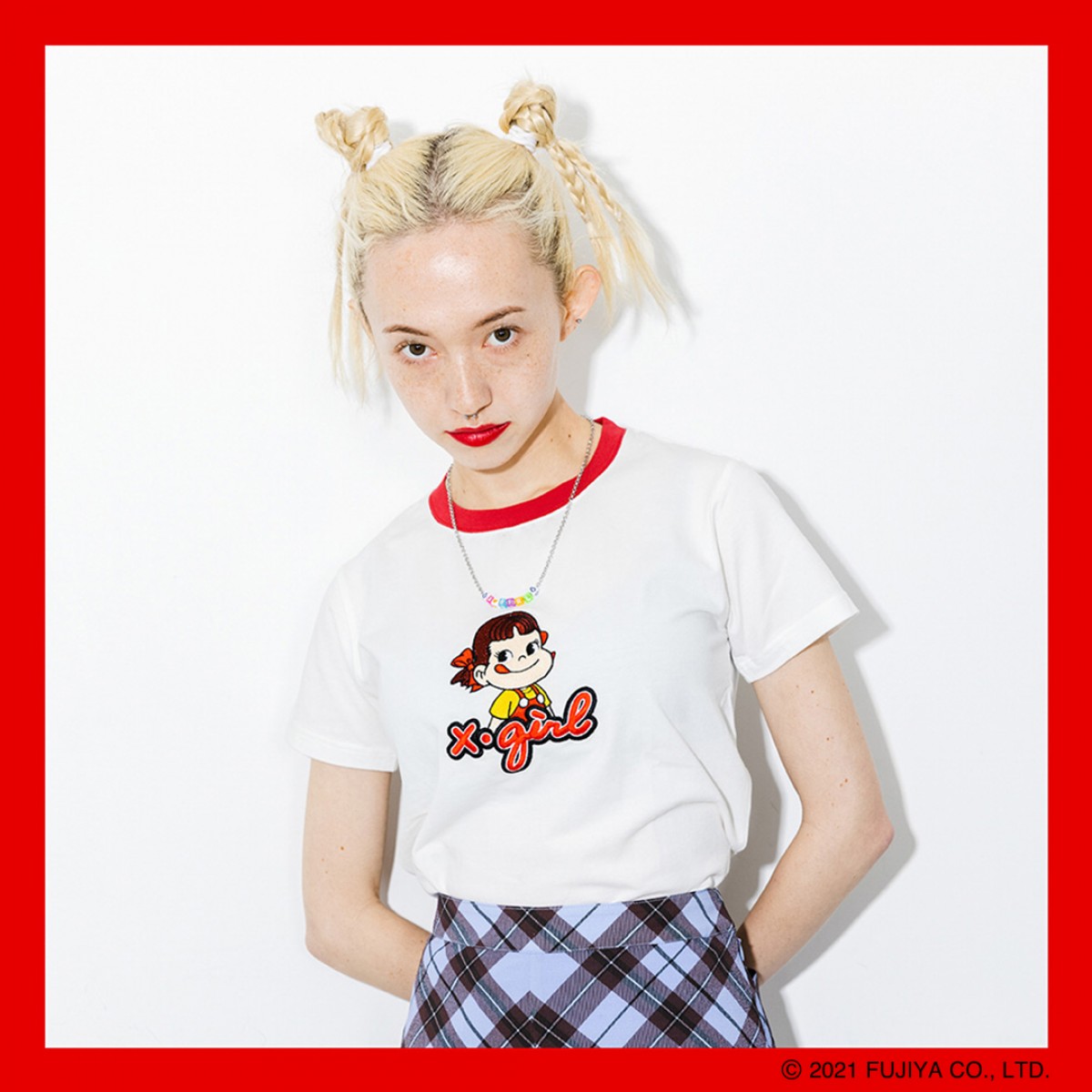 ペコちゃんがアパレルに！　「X‐girl」とコラボしてTシャツやバッグを展開