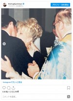 結婚25周年を挙式写真で祝福　※「ヒュー・ジャックマン」インスタグラム