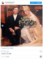 結婚25周年を挙式写真で祝福　※「ヒュー・ジャックマン」インスタグラム