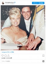 結婚25周年を挙式写真で祝福　※「ヒュー・ジャックマン」インスタグラム