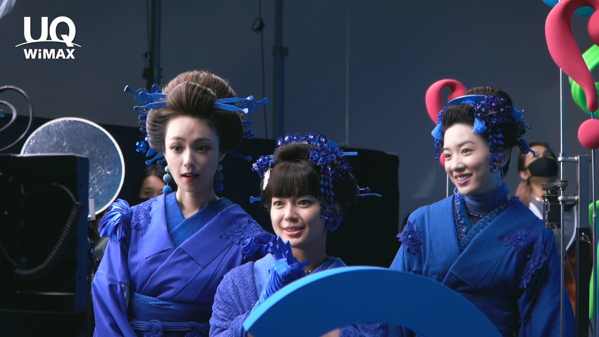 深田恭子＆多部未華子＆永野芽郁“3姉妹”が青い着物姿で華やかに登場