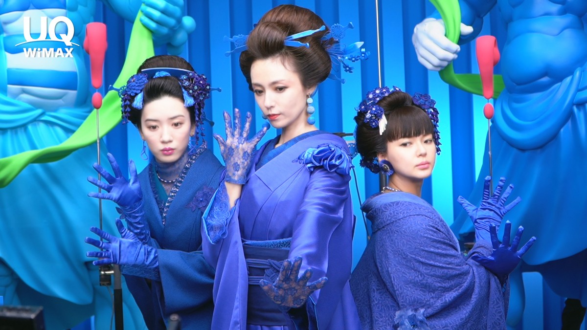 深田恭子＆多部未華子＆永野芽郁“3姉妹”が青い着物姿で華やかに登場
