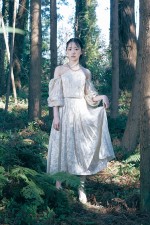 『乃木坂46 卒業記念 堀 未央奈 1stフォトブック いつのまにか』より堀未央奈のお気に入りカット