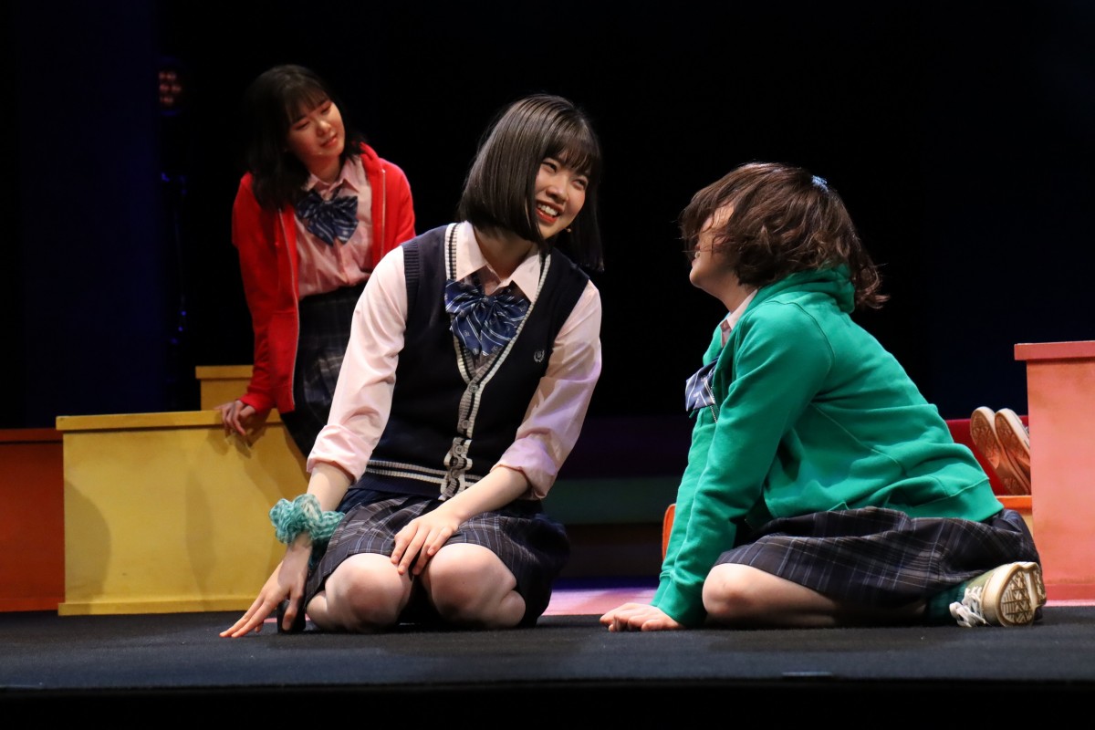 BEYOOOOONDS、4作目の舞台はメンバー12名だけの出演　演劇女子部「眠れる森のビヨ」開幕