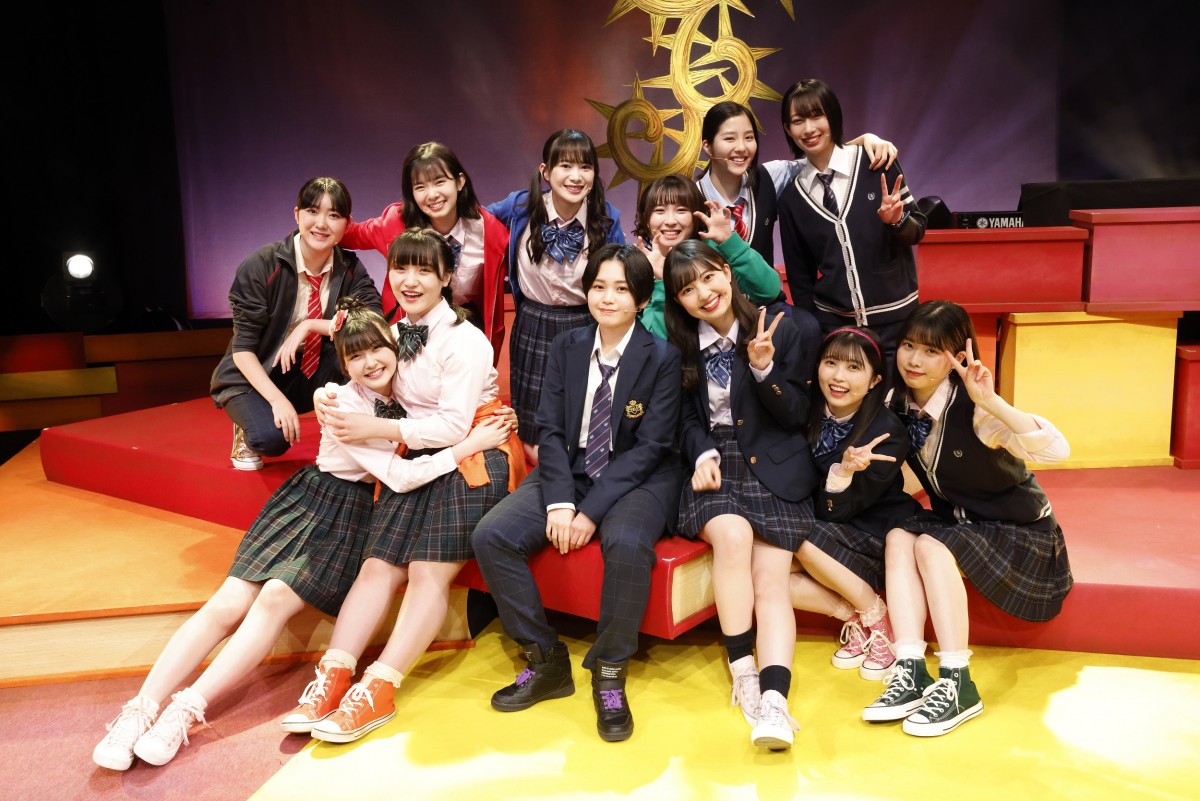 ハロー!プロジェクト・BEYOOOOONDSが出演する舞台 演劇女子部「眠れる森のビヨ」が開幕