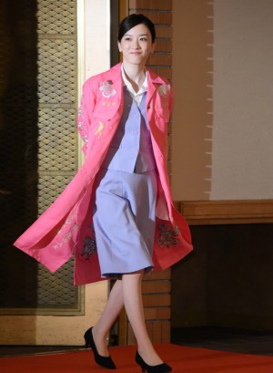 映画『地獄の花園』完成報告謝罪イベントに登場した永野芽郁