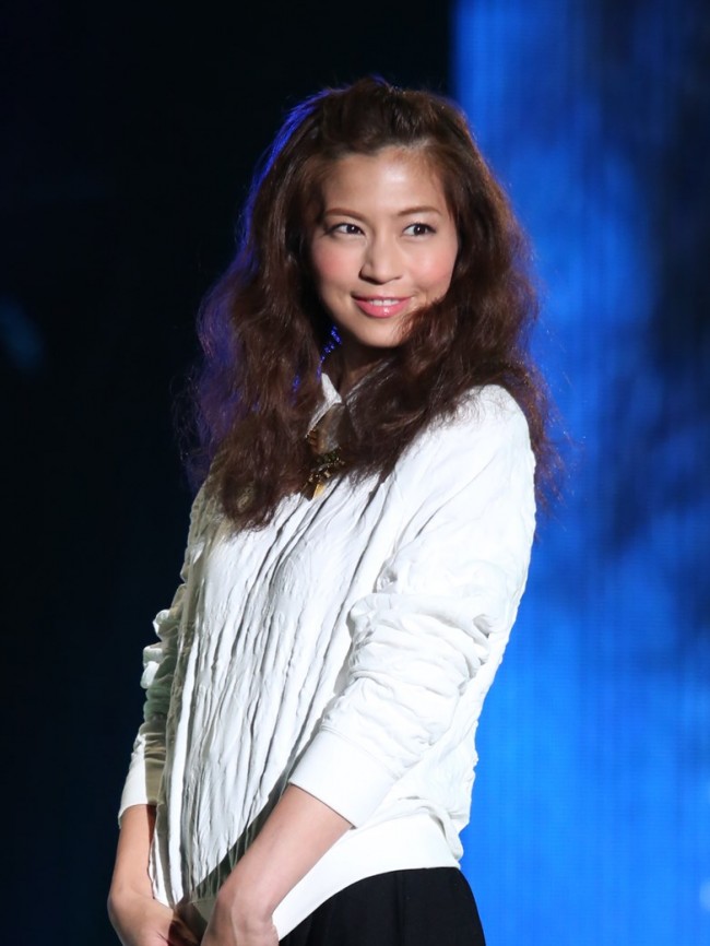 安田美沙子 39歳バースデーに双子の弟との幼少期ショット公開 21年4月21日 写真 エンタメ ニュース クランクイン 安田美沙子 39歳バースデーに双子の弟との幼少期ショット公開 21年4月21日 写真 エンタメ ニュース クランクイン