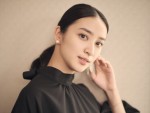 武井咲、すっかり大人の女性の美しさに