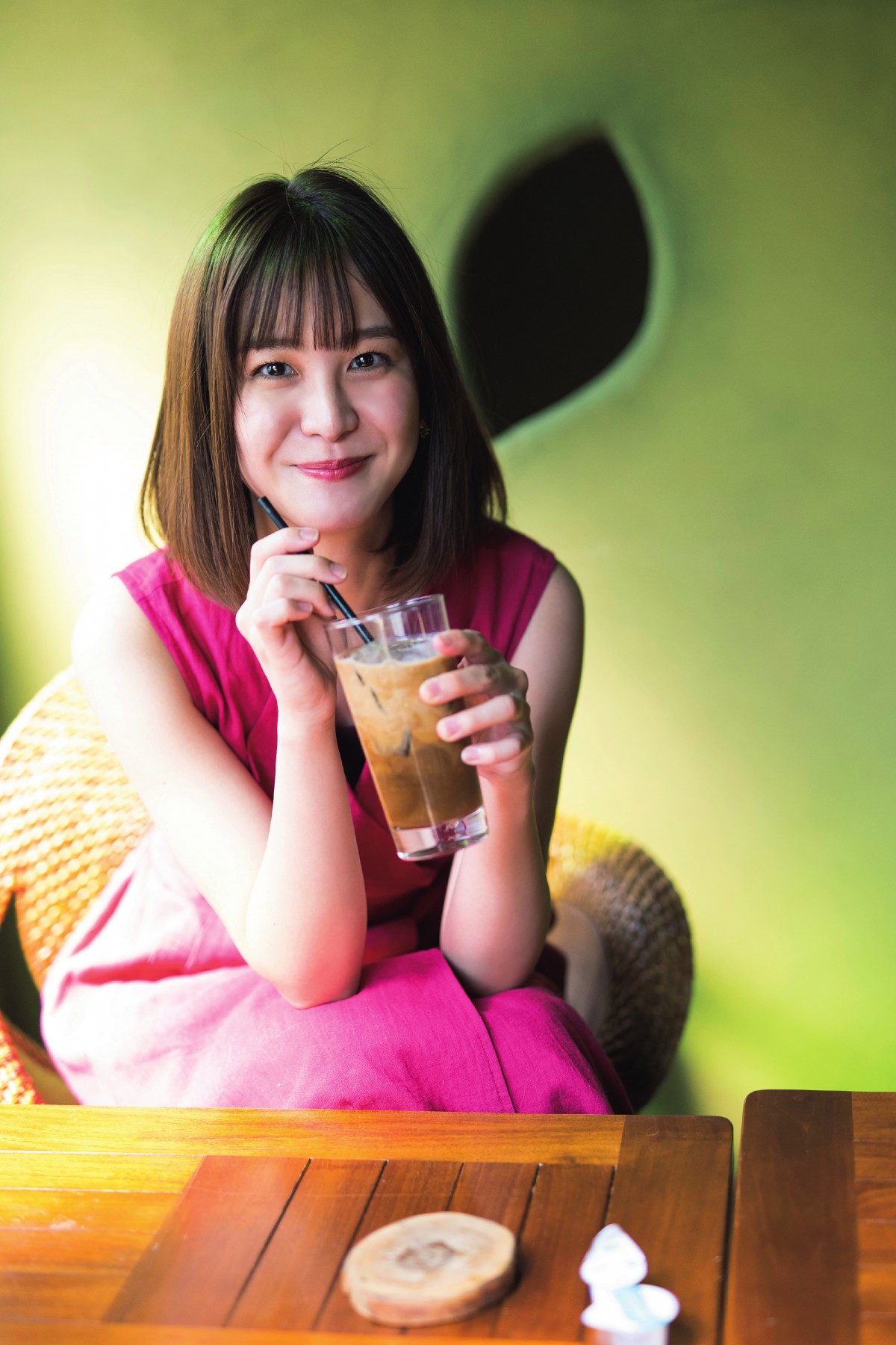 松本まりかの「何気ないひととき」　ナチュラルな撮り下ろしグラビア