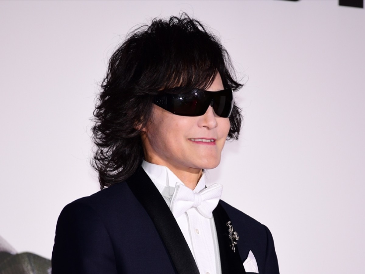 Toshl、DJ KOOと2ショット　ド派手な衣装に「ラスボス感」「どっちもカッコイイ」