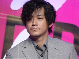 映画『キャラクター』完成報告会に登場した小栗旬